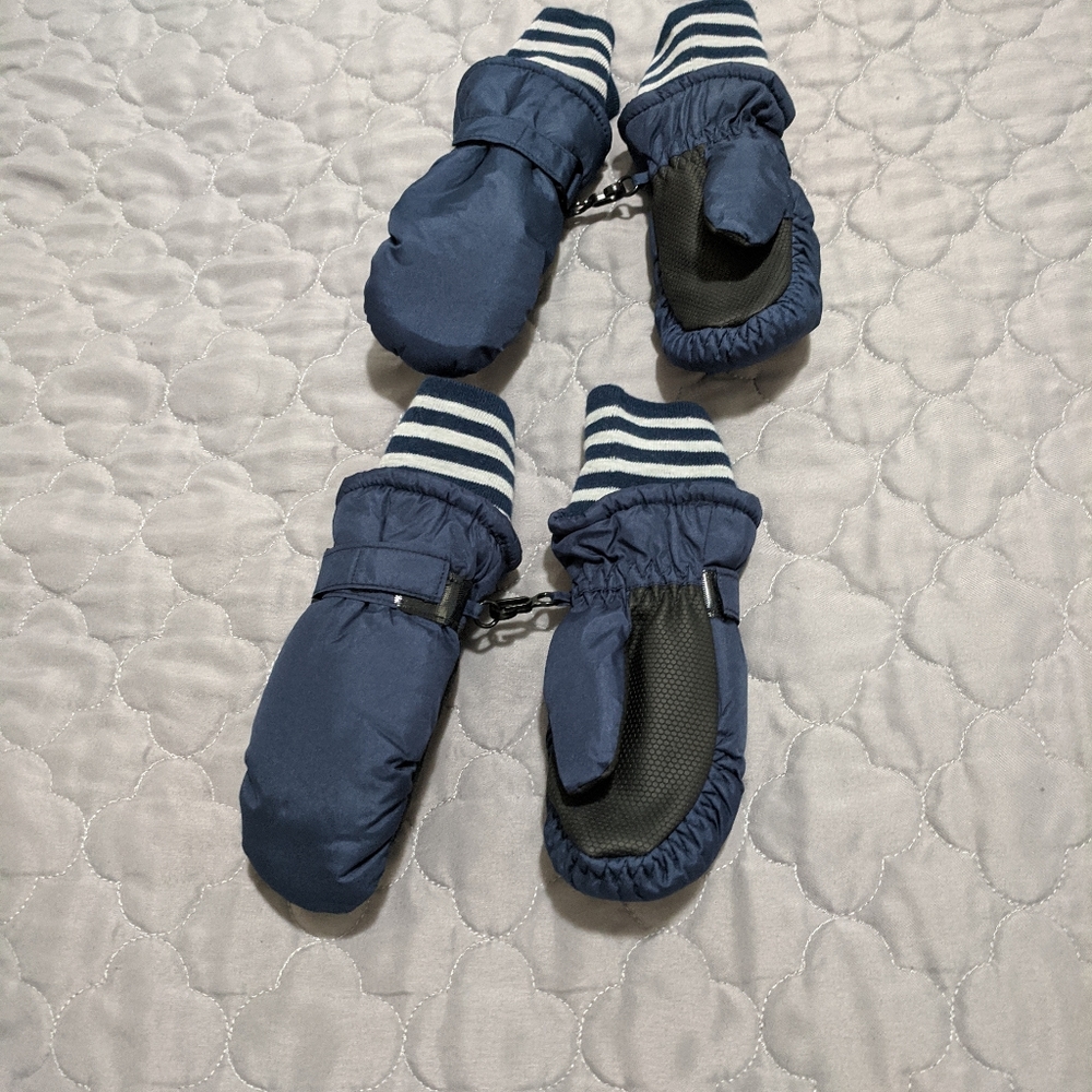 Toddler insulated mittens